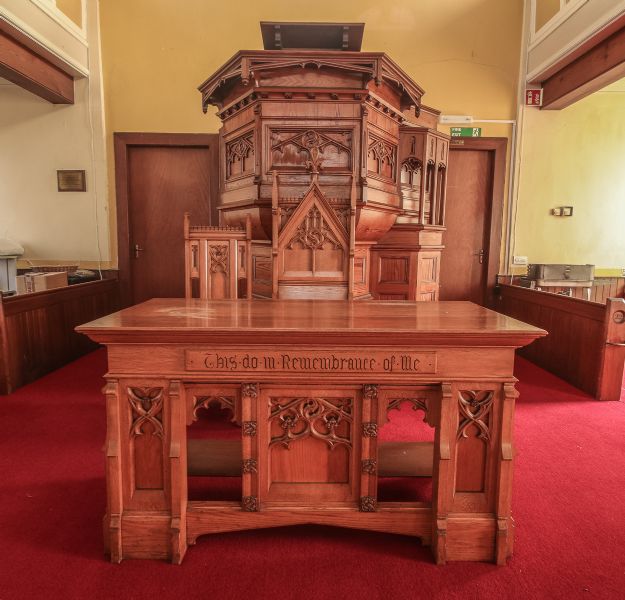 The Kirk's altar table and pulpit