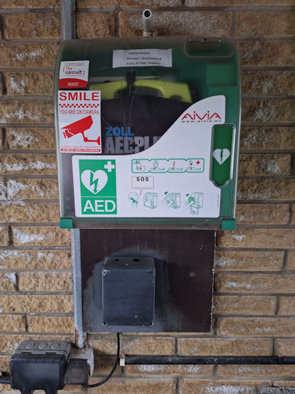 Defibrillator